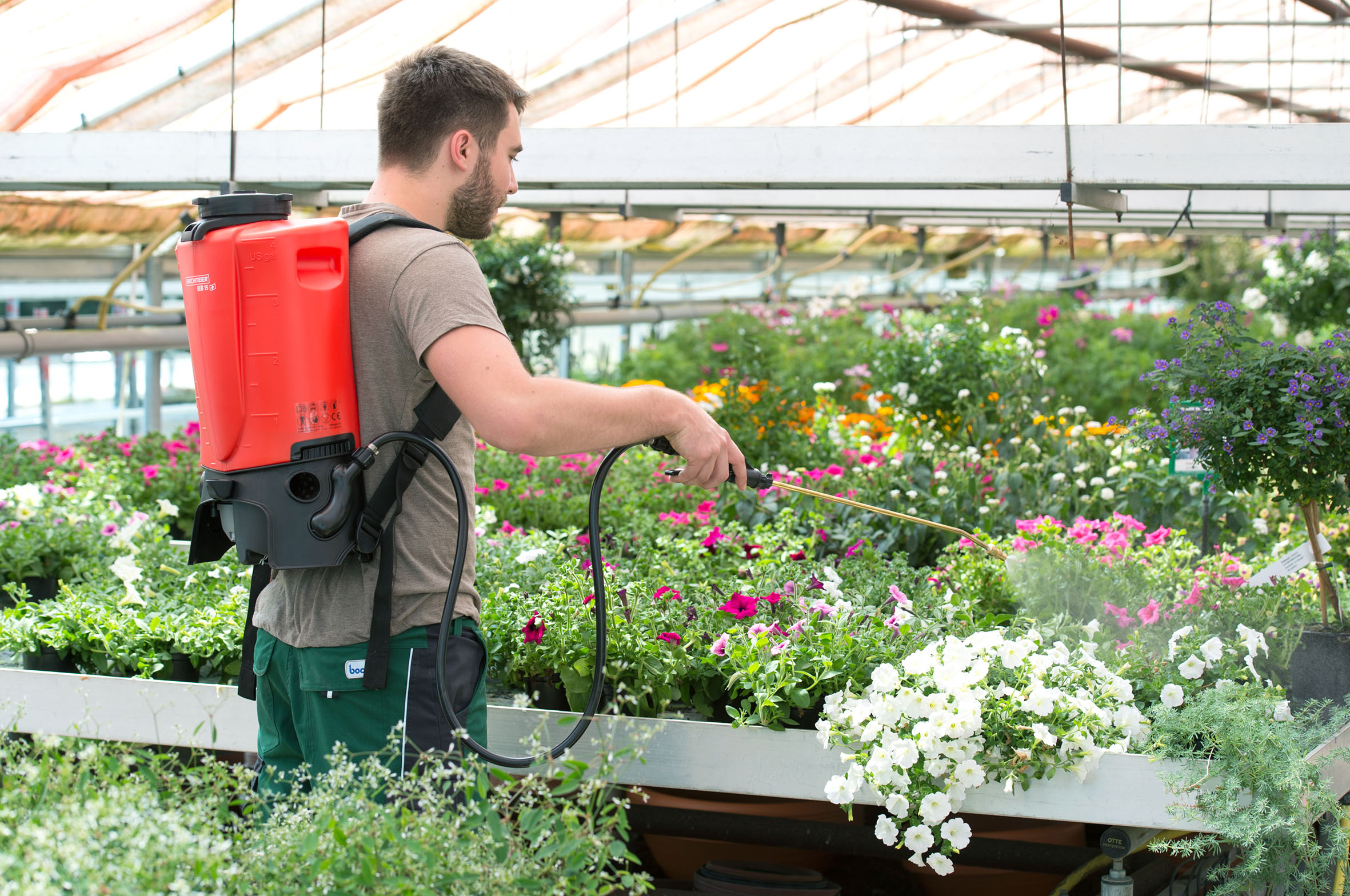 Akku-Rückensprühgerät REB 15 von Birchmeier zum Besprühen von Topfpflanzen, Jungpflanzen im Gartenbau, Gewächshaus